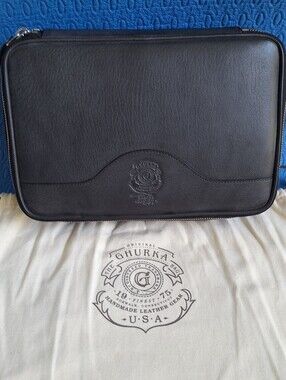 Ghurka Grooming Case in black Leather .Heand Crafted In USA. New